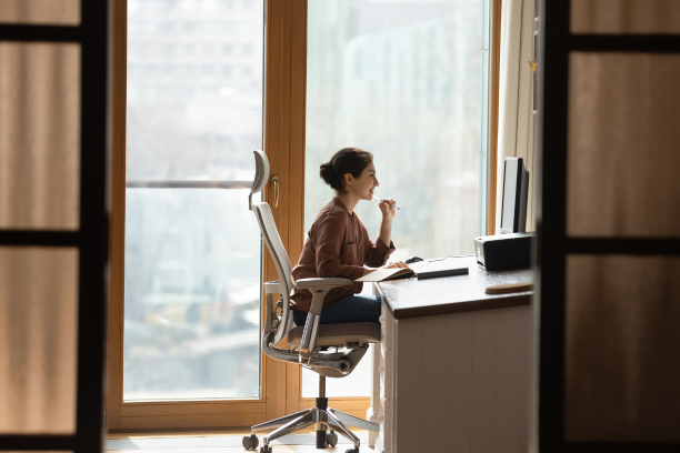 How to Design an Ergonomic Workspace to Avoid Back Pain